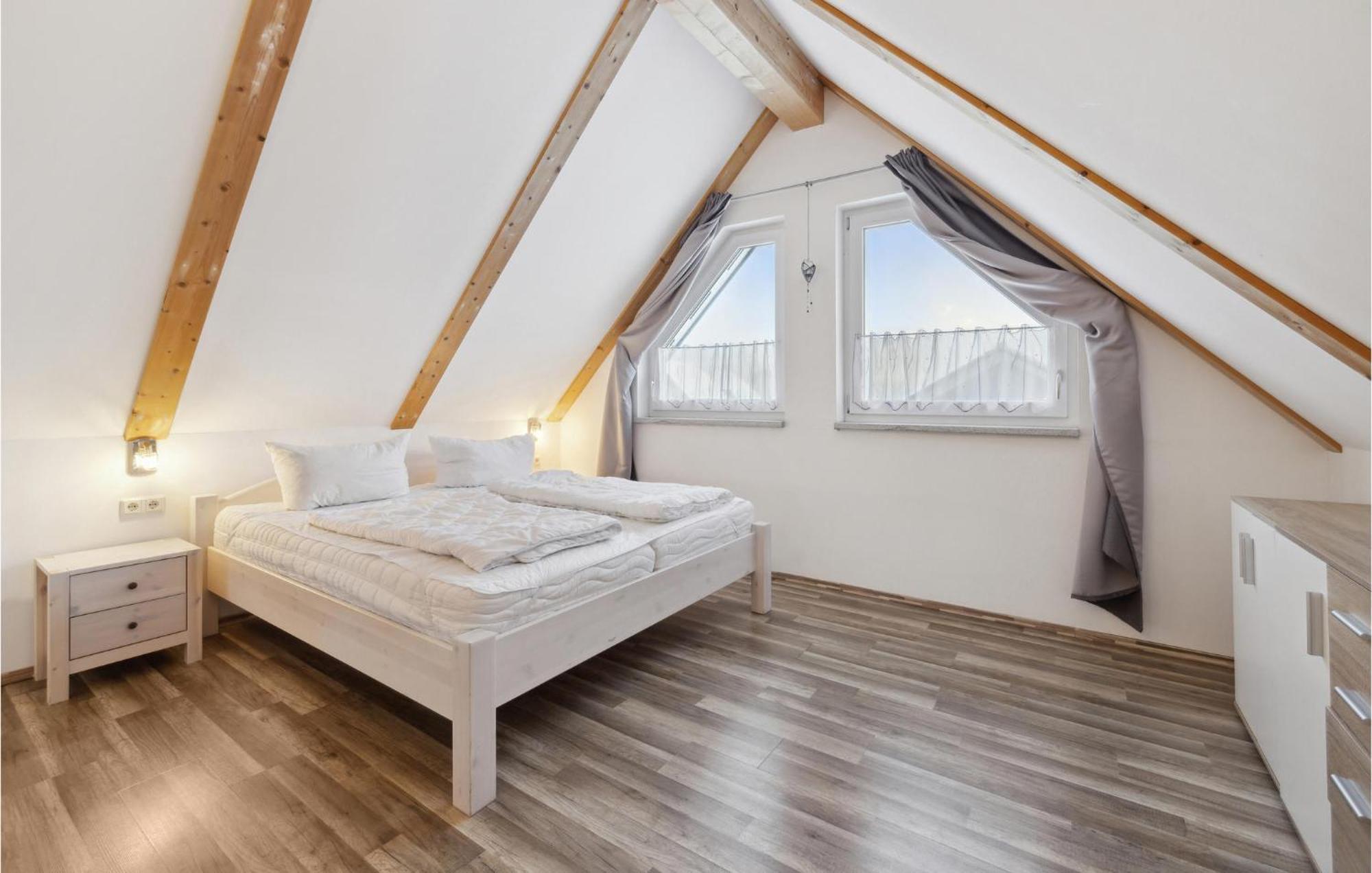Amazing home in Altefhr-Rgen with 3 Bedrooms Altefähr Buitenkant foto